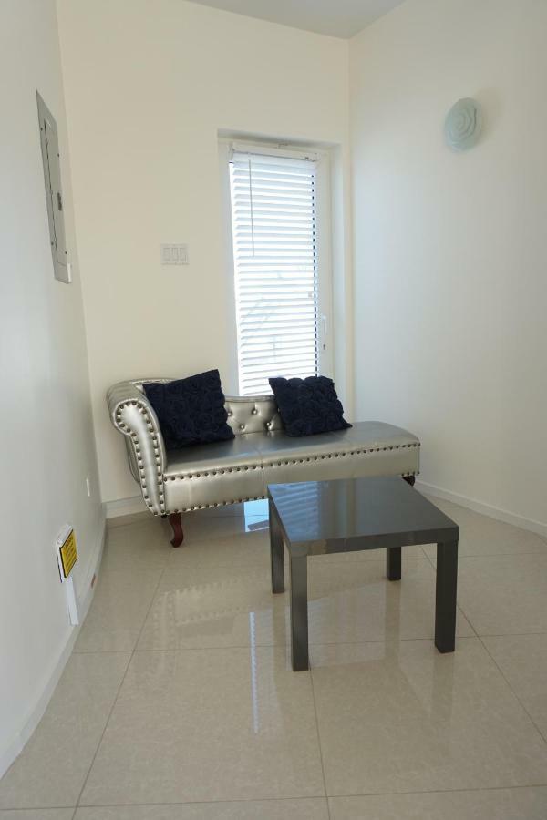 Self Contained Apartment With Private Kitchen Higher Heights, Barbados ไครสต์เชิร์ช ภายนอก รูปภาพ