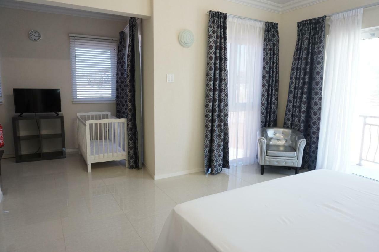 Self Contained Apartment With Private Kitchen Higher Heights, Barbados ไครสต์เชิร์ช ภายนอก รูปภาพ